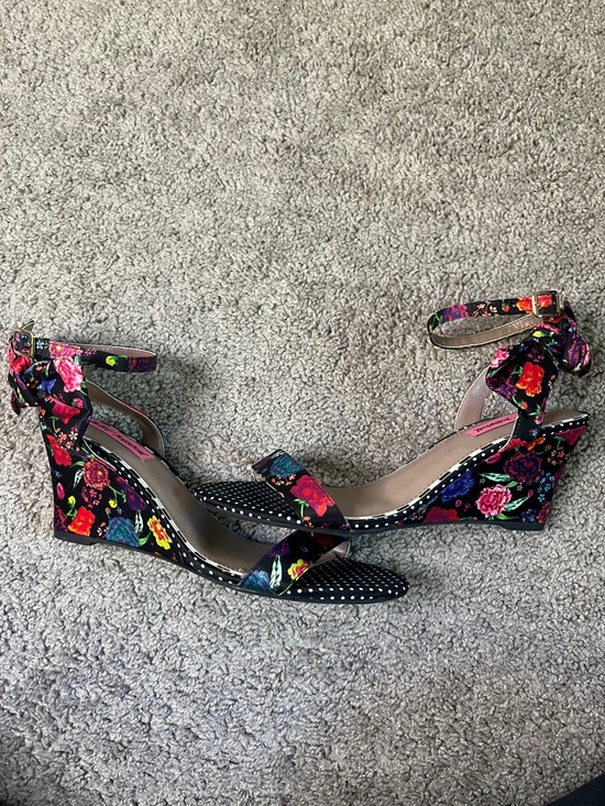 Betsey Johnson Shoes - Betsey Johnson Neely Satin Floral Polka Dot Ankle Strap at Bow Wedge Sandals 9.5